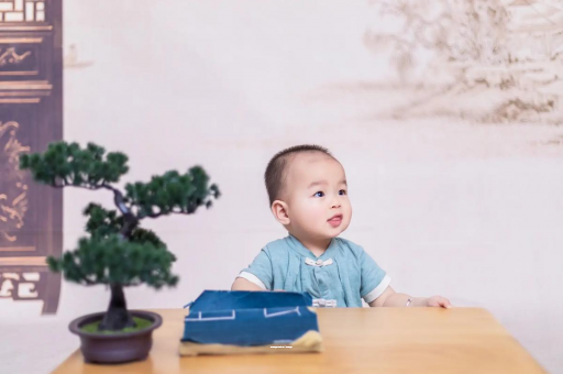余姚宝宝喊肚子疼怎么回事